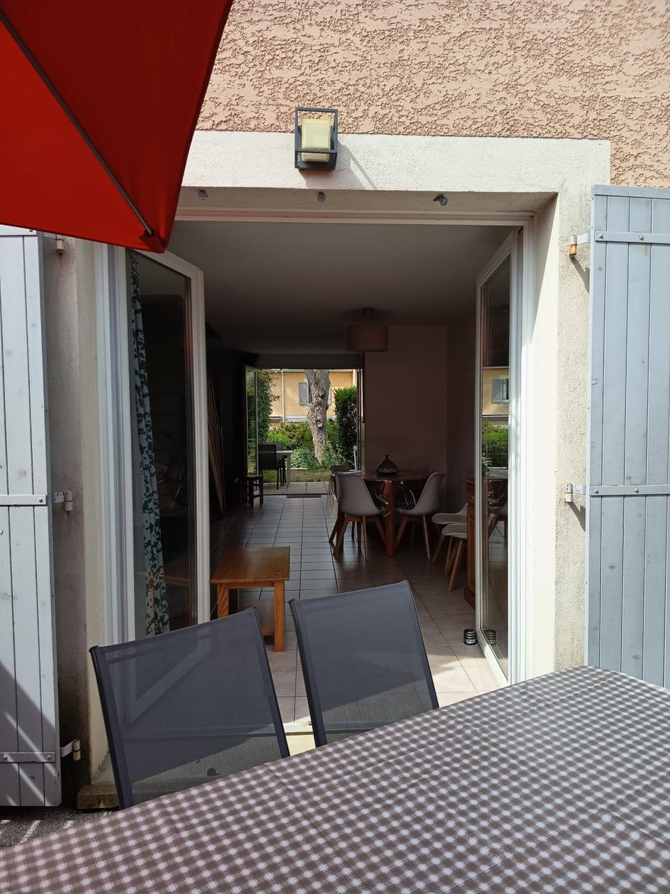 Au refuge de Rolf House in Calvisson
