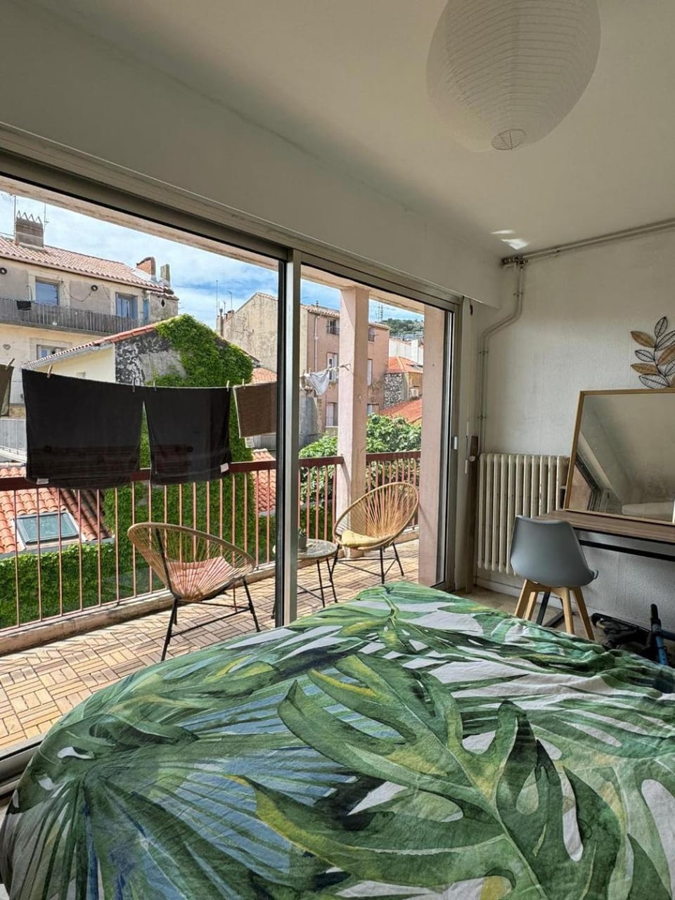 Charming two rooms appartment with terrace and view Apartment in Occitanie