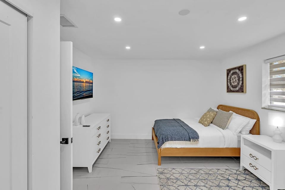 TV and multimedia, Bedroom