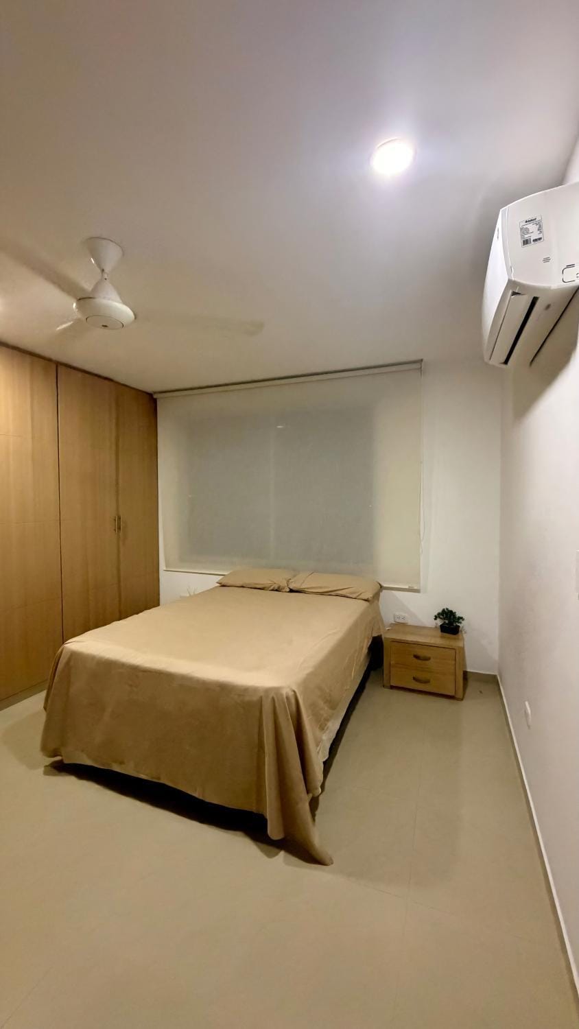Bed, Photo of the whole room, Bedroom, wardrobe, air conditioner