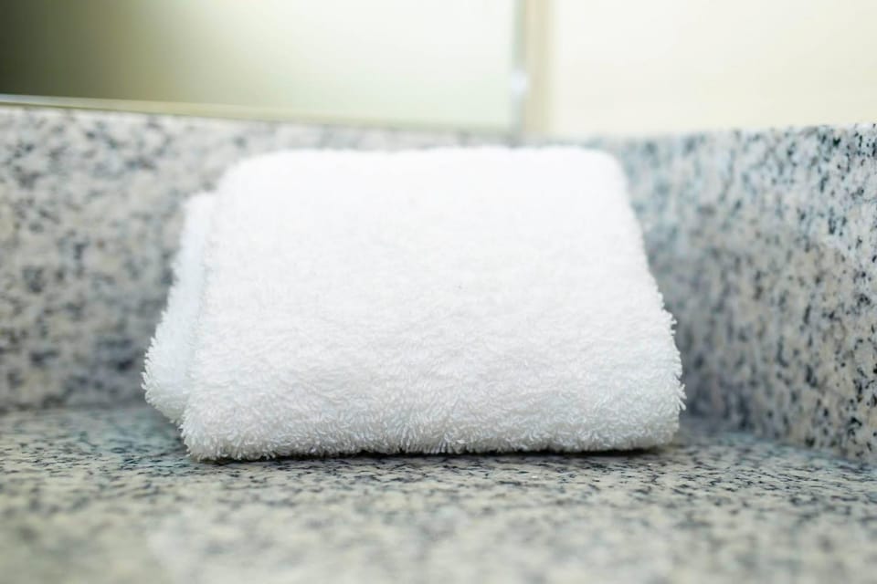 Bathroom, towels