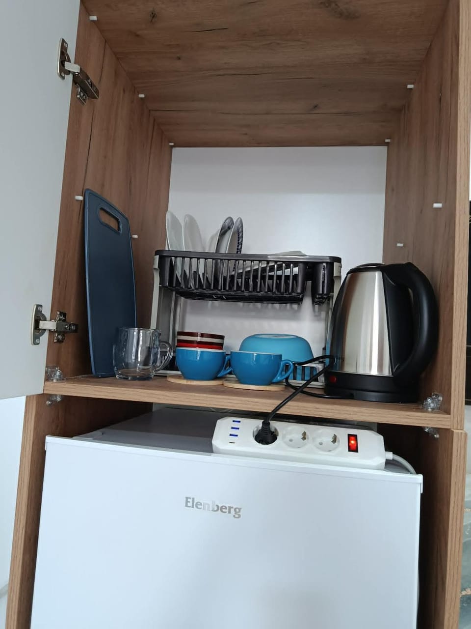 Kitchen or kitchenette, Communal kitchen, kitchen, kitchen