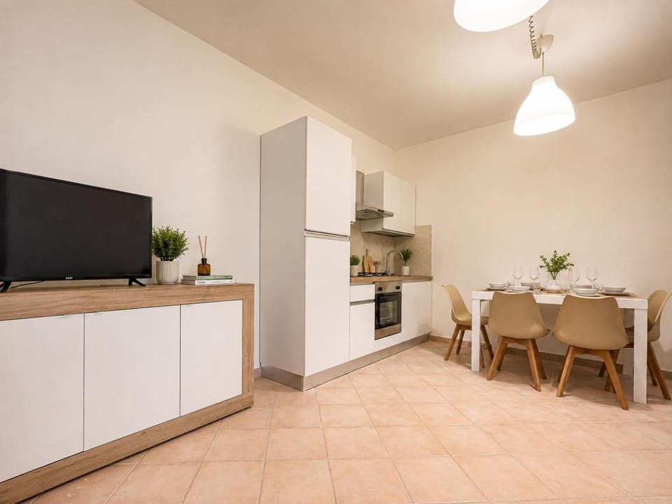 TV and multimedia, Kitchen or kitchenette, Living room