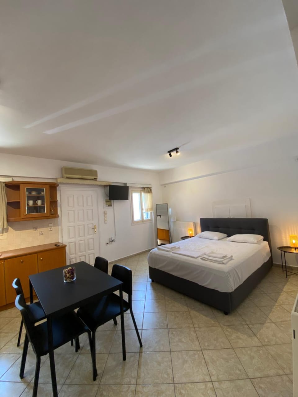 Neapoli Coast Supreme by the sea Apartment in Islands