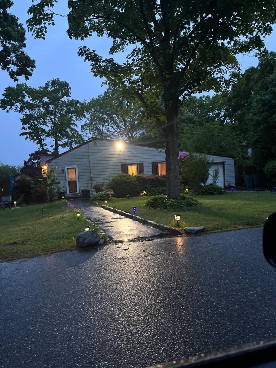 Hauppauge 2BR Near LIRR, Airport & Stony Brook Apartment in Islandia