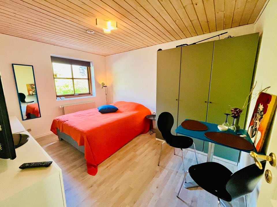 Starboard room for rent near beach and harbour Vacation rental in Region of Southern Denmark
