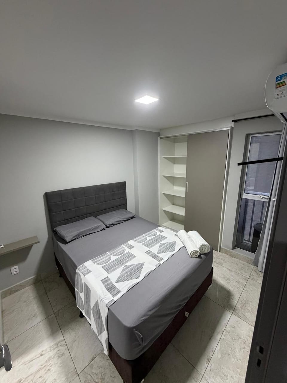 Photo of the whole room, Bedroom, locker, air conditioner