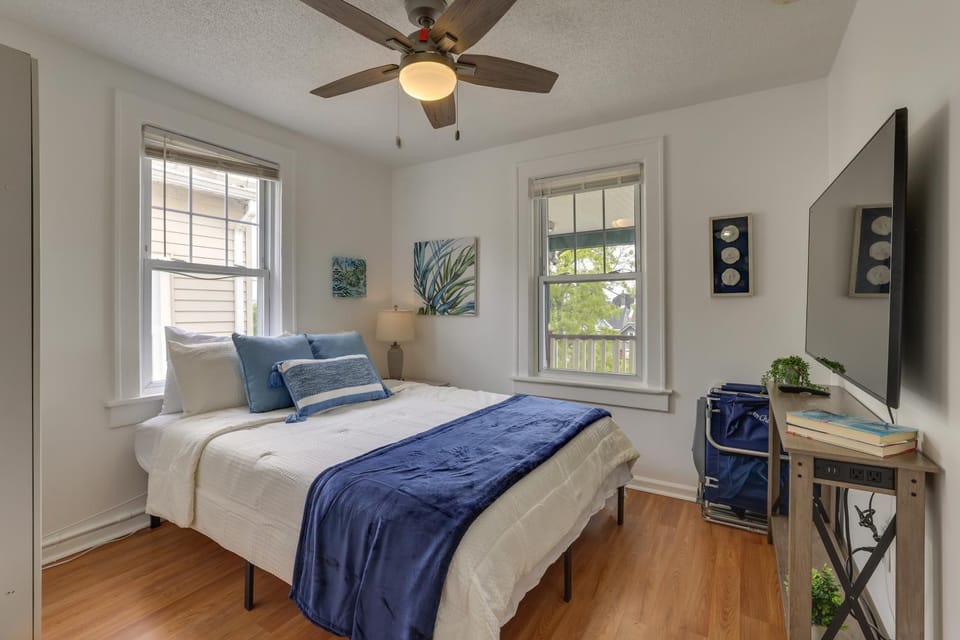 Steps to Beach, Boardwalk & Eats! Ocean Grove Unit Apartment in Ocean Grove