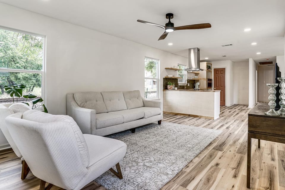 Updated Craftsman in Historic Southside Fort Worth House in Fort Worth