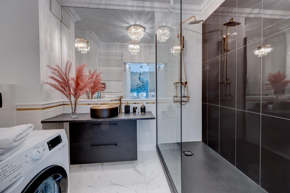 Shower, Bathroom, washing machine