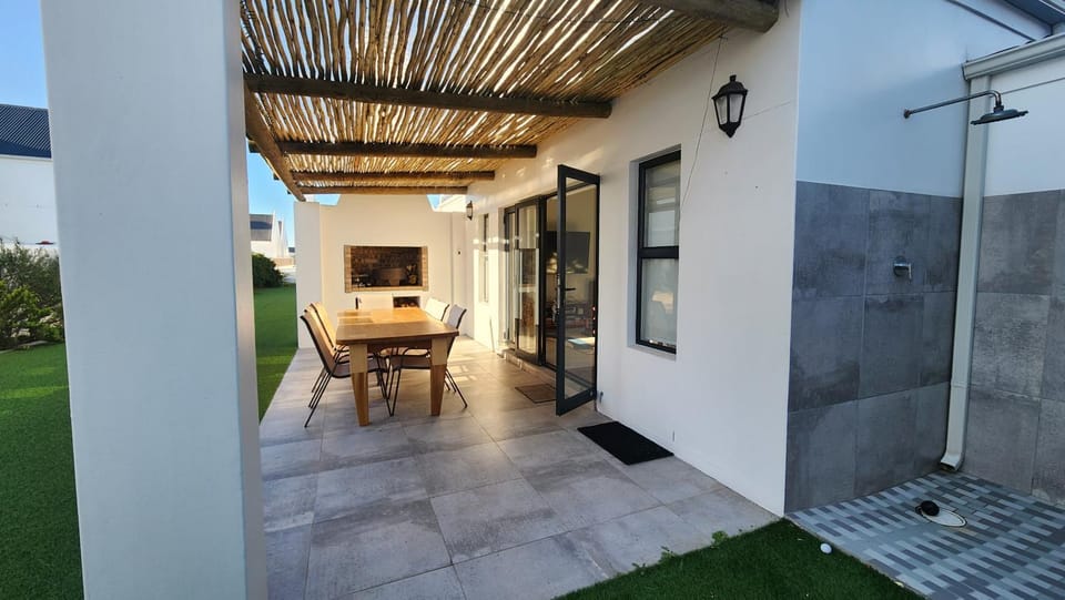 Shower, Patio