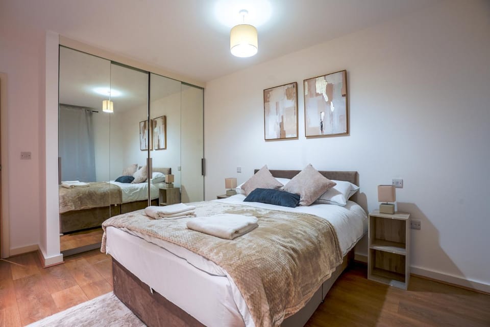 Luxury 1BR Near O2 & Canary Wharf Apartment in London