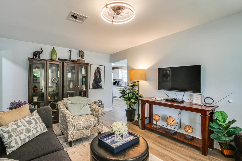 2 Mi to OKC Fairgrounds: Pet-Friendly Home w/ Yard House in Oklahoma City