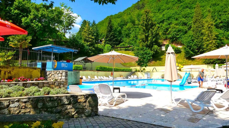 Swimming pool