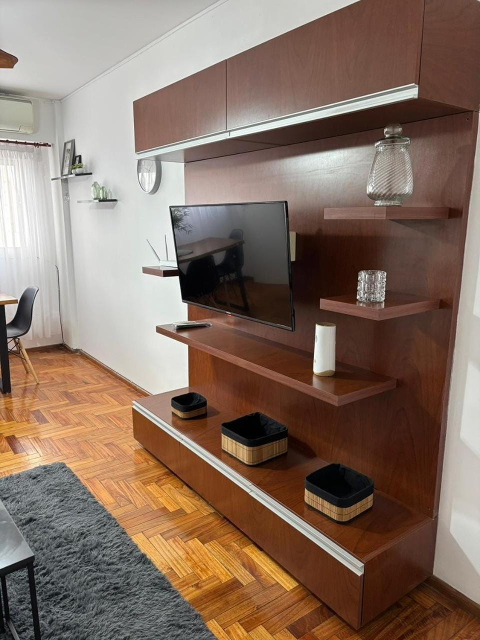 Kitchen or kitchenette, Evening entertainment