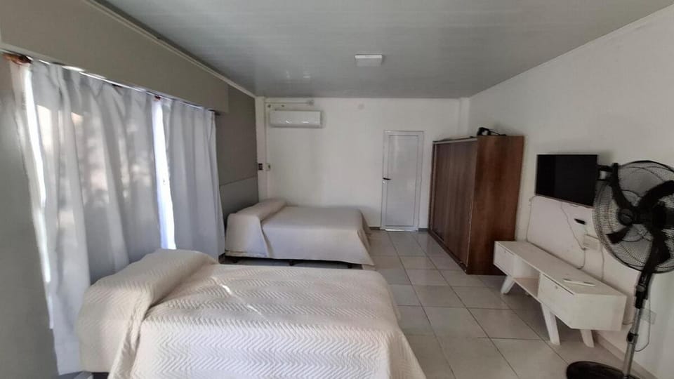 Bed, TV and multimedia, air conditioner