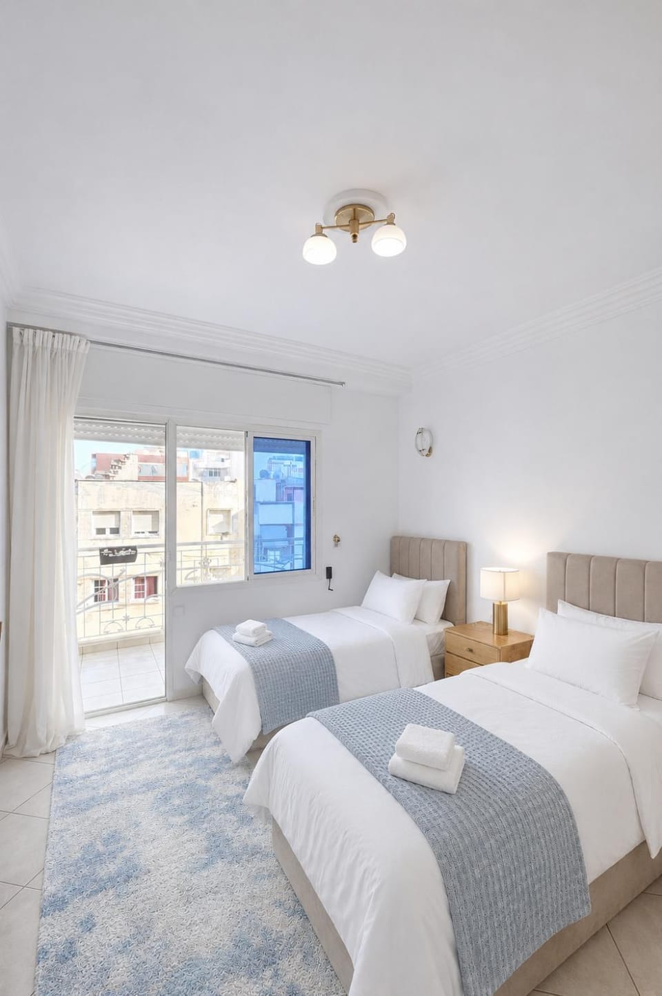 3BR - Center Tangier Appart - Parking Wifi AC - 4min Medina qdima Apartment in Tangier