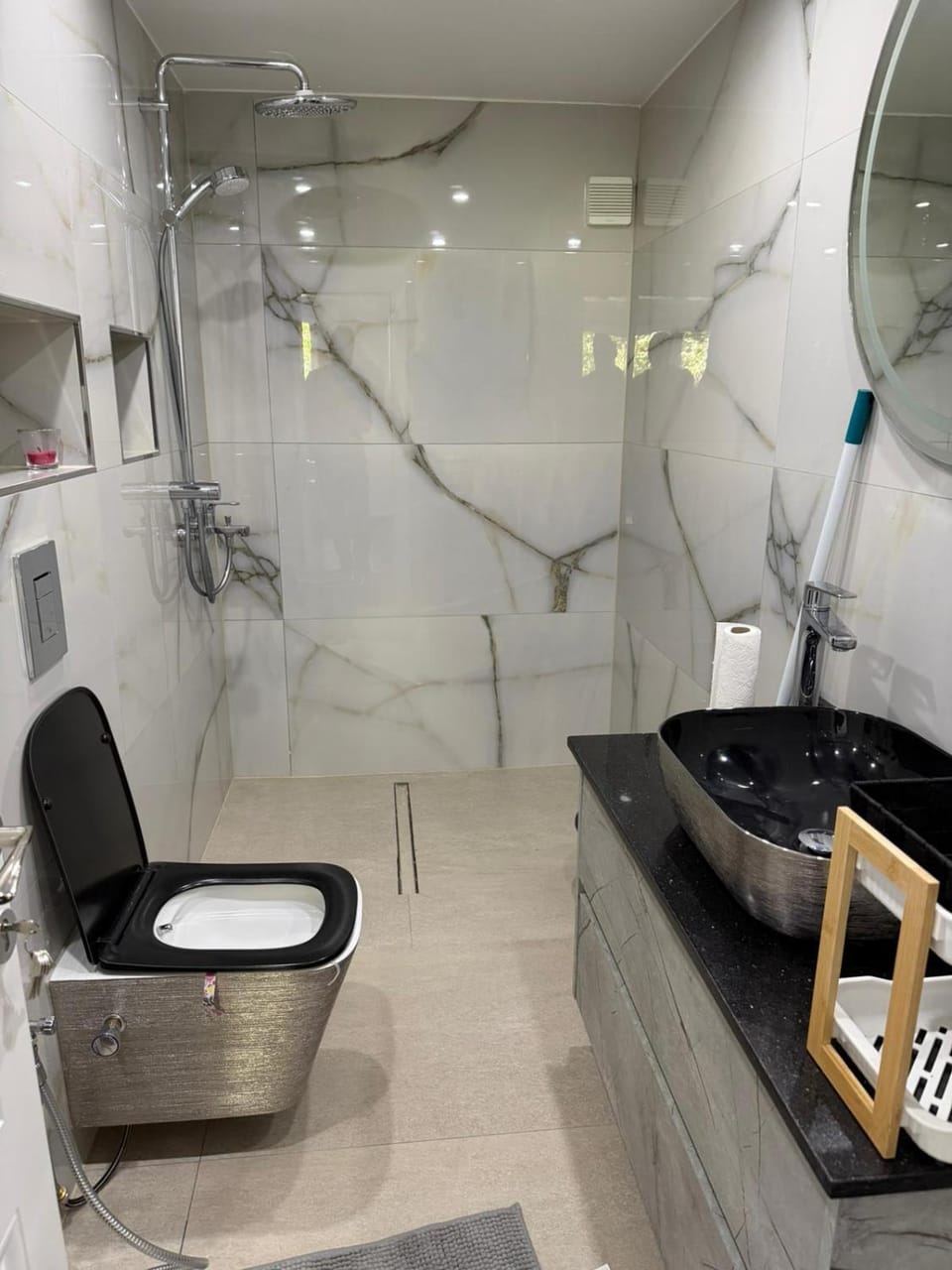 Shower, Bathroom