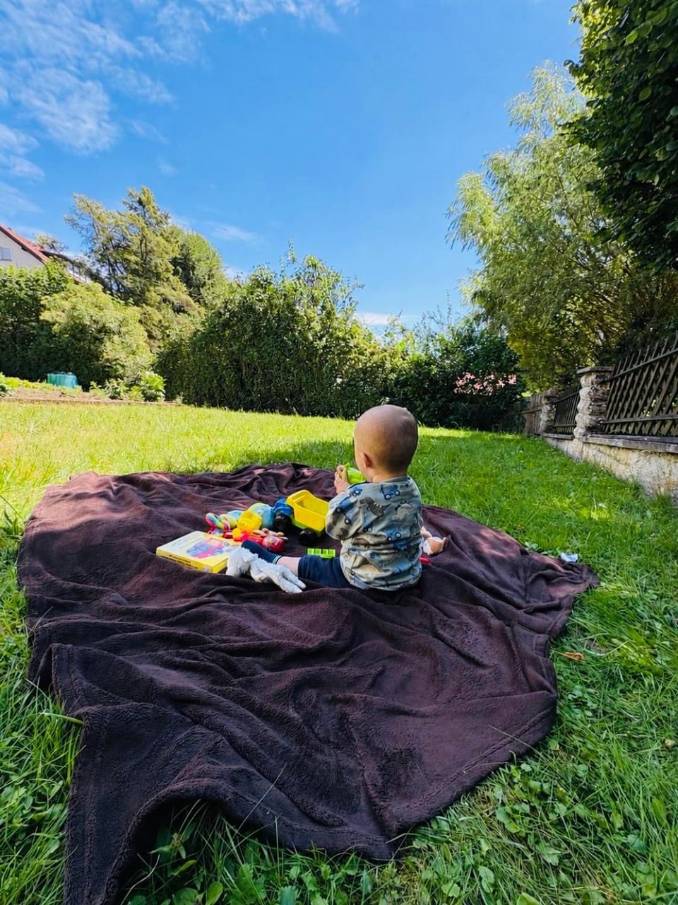 Garden, Garden view, children