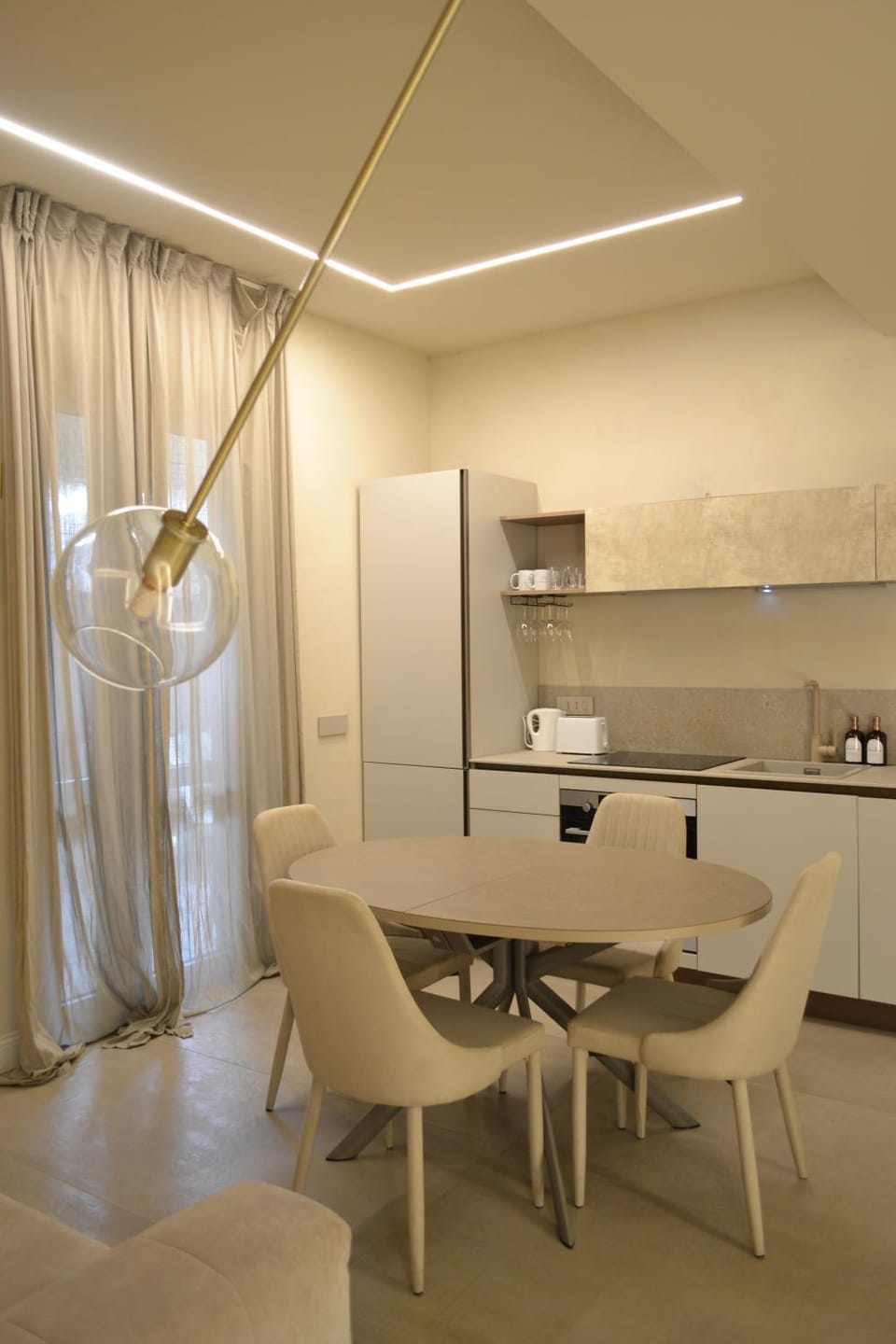 Facade/entrance, Summer, Coffee/tea facilities, Kitchen or kitchenette, Dining area, Evening entertainment, Evening entertainment, Seasons, dishwasher, heating, heating, internet, internet, oven, stove, toaster, toaster, kitchen, kitchen, air conditioner, air conditioner