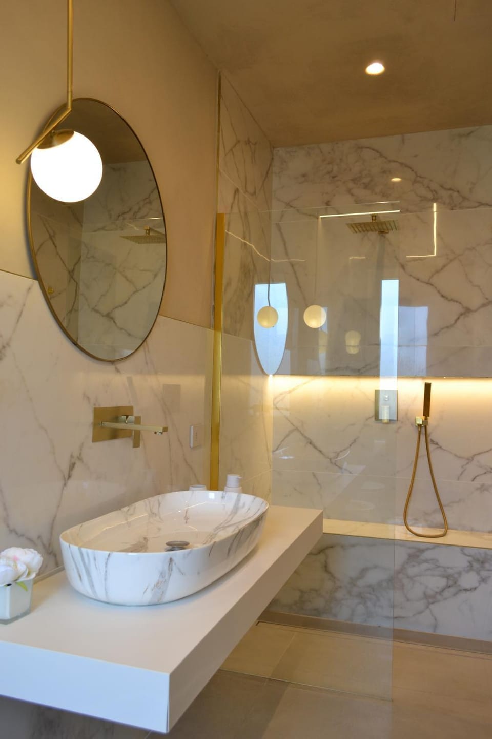 Shower, Bathroom, Decorative detail, Decorative detail, heating, heating, internet, internet, air conditioner, air conditioner