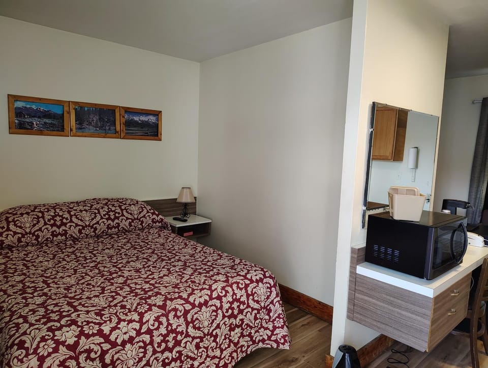 Paintbrush Inn Motel in Thermopolis