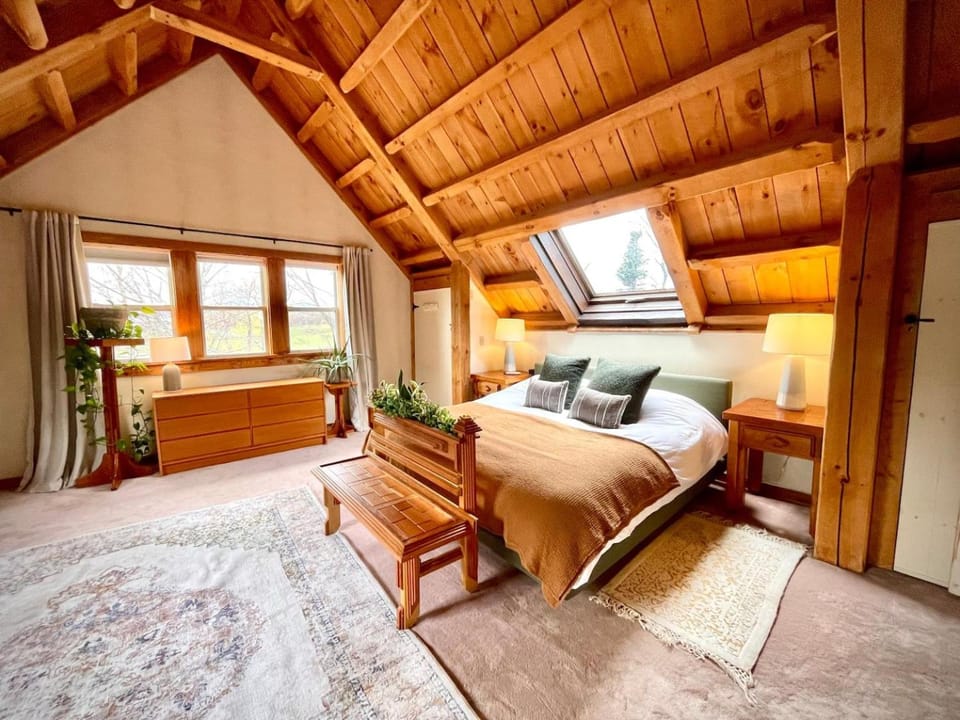 HYGGE HAUS - Mountain Views Minutes from Sugarbush House in Warren