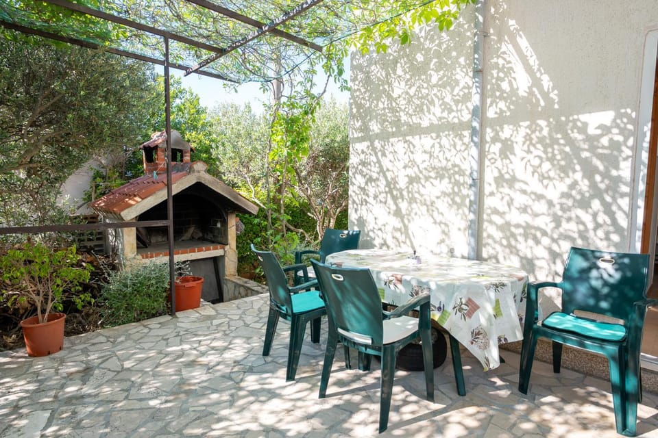 BBQ facilities, Balcony/Terrace