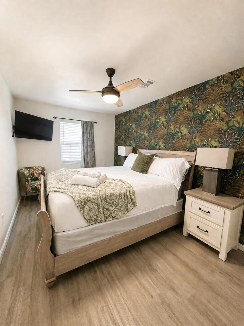 Near FSU & Capitol Monthly OK Parking Patio Apartment in Tallahassee