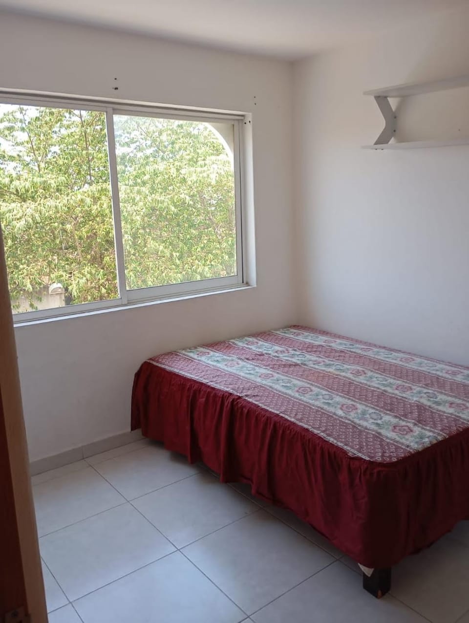 Vacation home with lake access and pool Apartment in Tequesquitengo