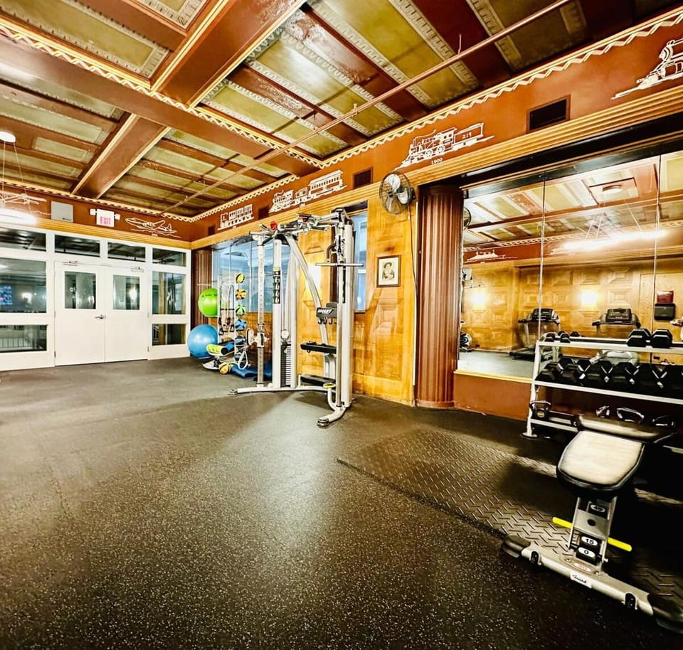 Scenic Downtown Loft near Convention Center Apartment in Indianapolis