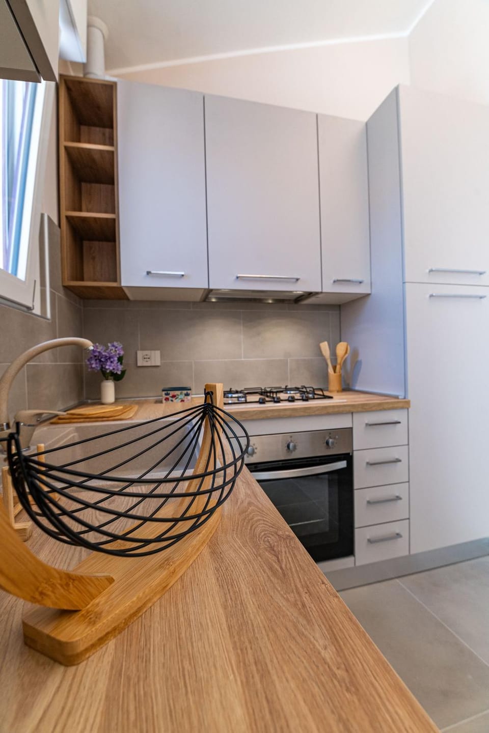 Kitchen or kitchenette, pet friendly, stove