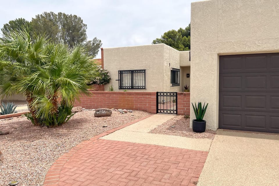 Mountain View! 55-Plus Green Valley Townhome House in Sahuarita