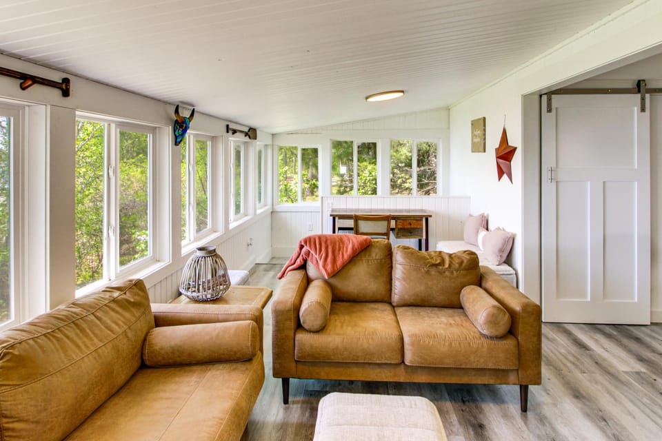 Quiet Relaxing Lakefront Cabin w/ Private Dock Cabin in Minnesota