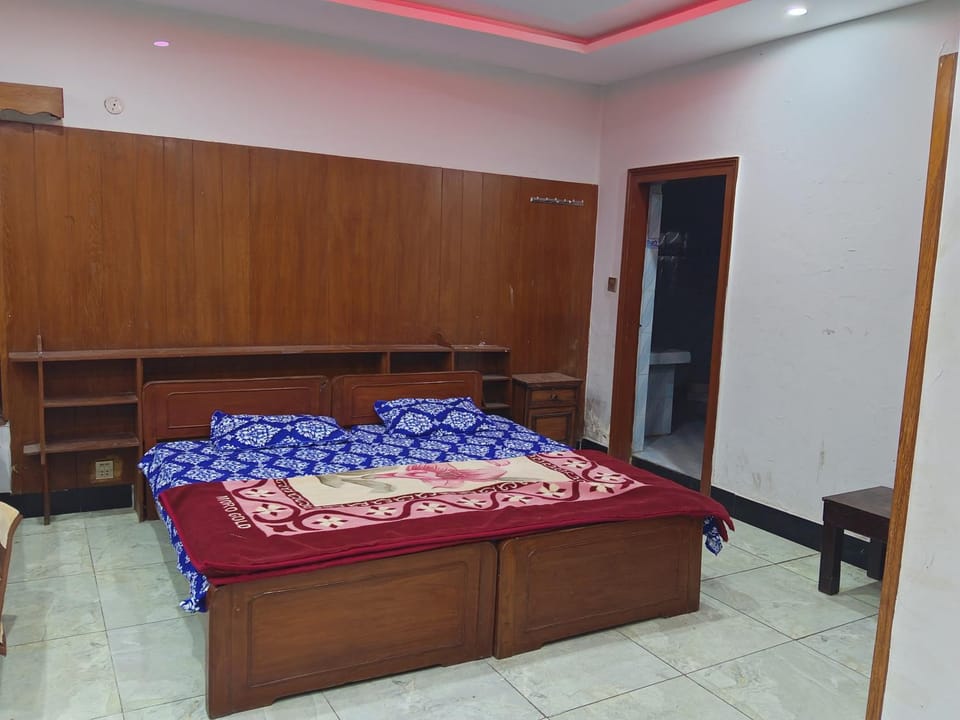 Nice Guest House GPO Murree Bed and Breakfast in Punjab