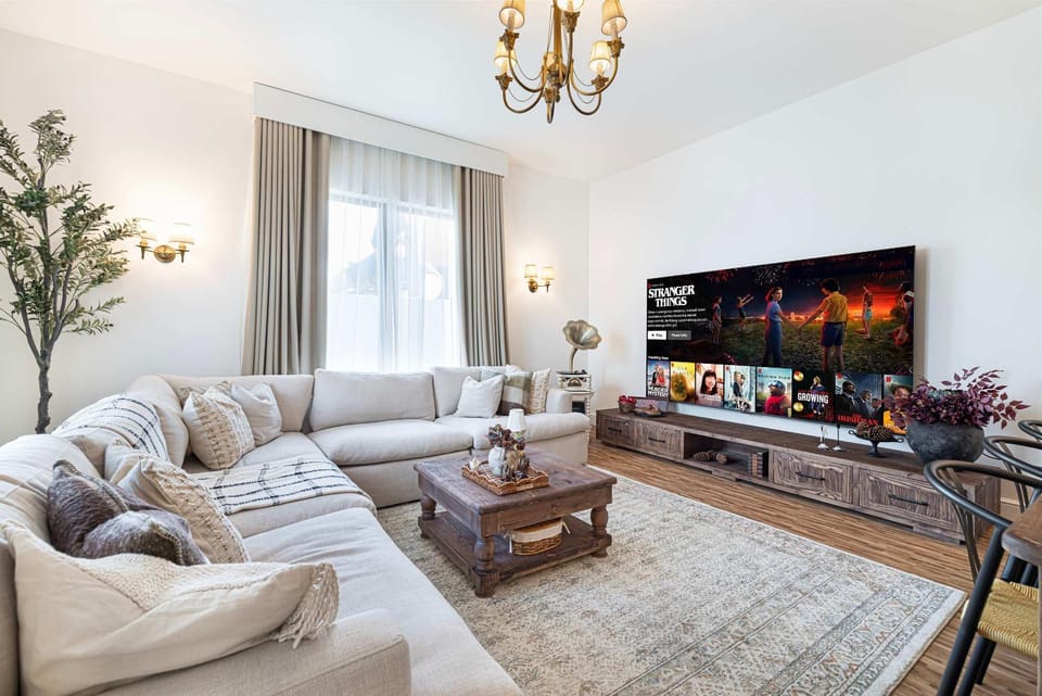 The Countryside Chapter - 100 inch cinema screen House in Abu Dhabi