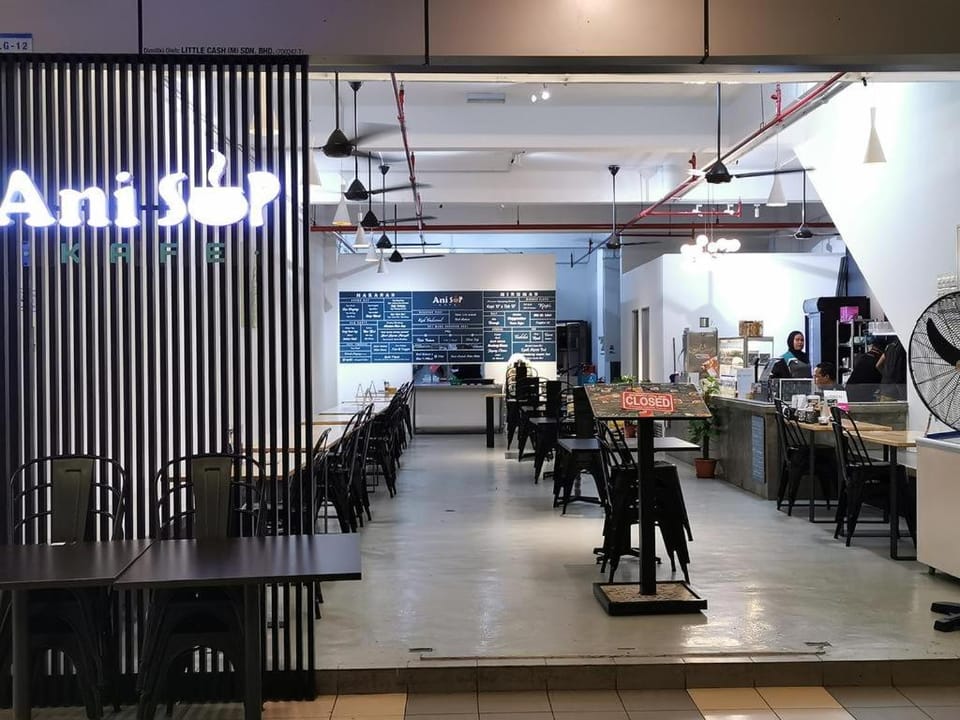 Vista Alam Studio Units - Pool, food court Apartment in Selangor, Malaysia