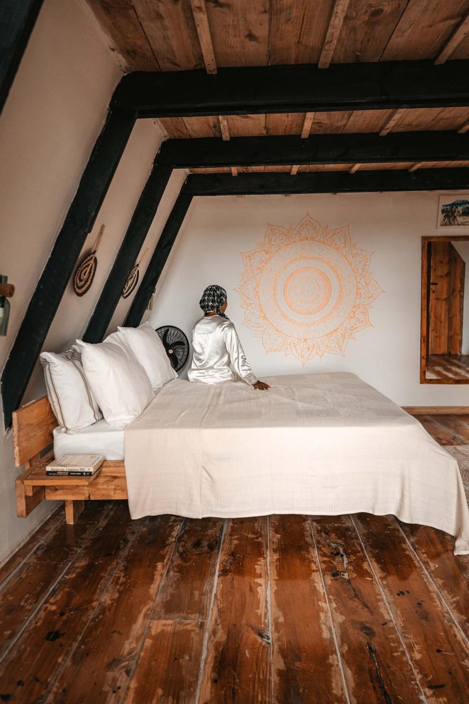 Eco-Friendly A-Frame Cabin 10min to NungwiSpacious A-Frame Retreat Cabin in Zanz Cabin in Nungwi
