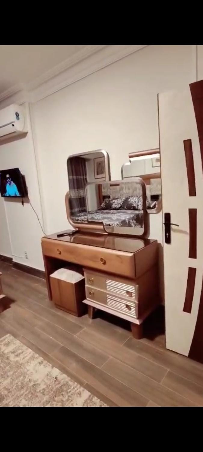 العجوزه عند القسم القديم Apartment in Cairo