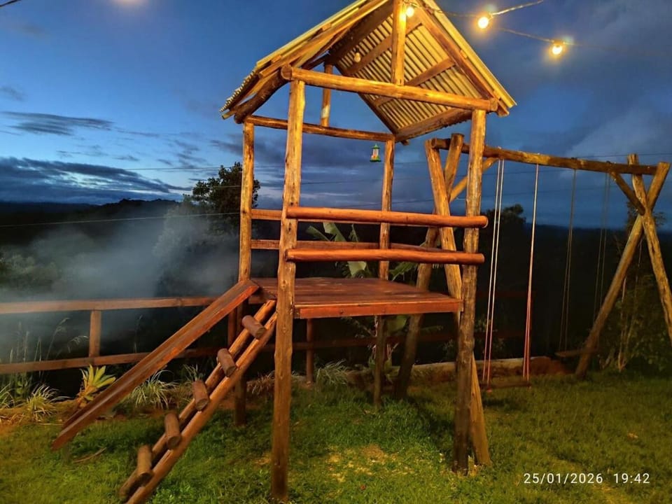 Chacara Pôr do Sol Capivari House in State of Paraná