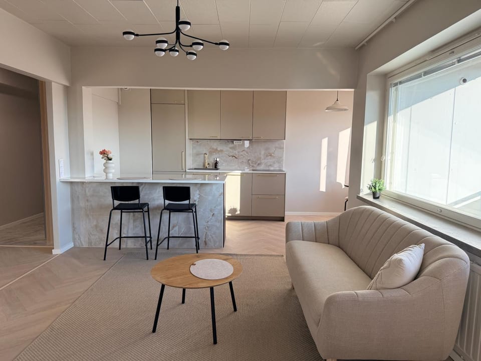 Skyline Residence Turku - Deluxe 2BR with Balcony Apartment in Turku