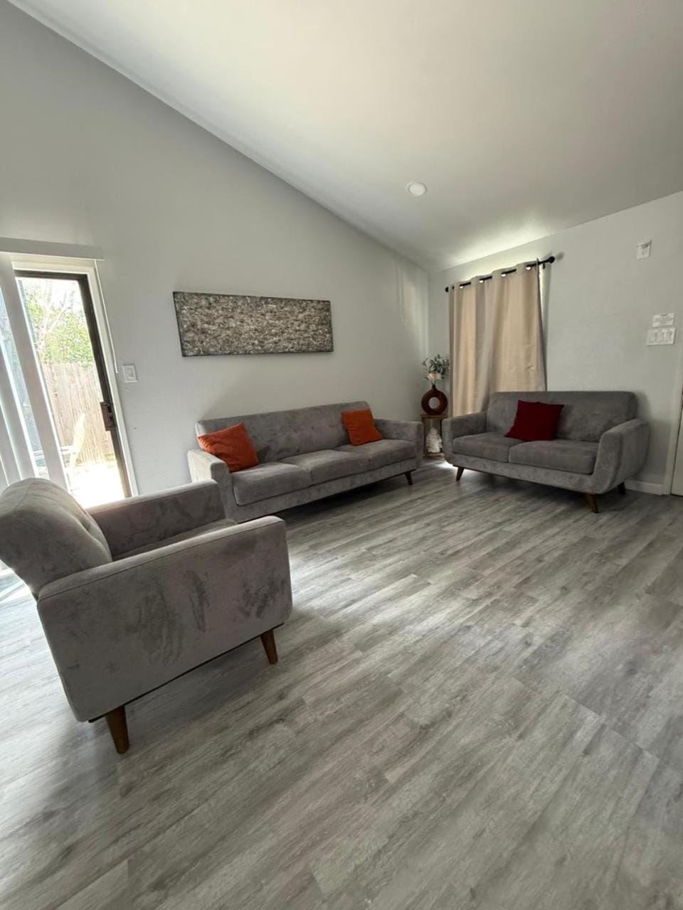 Near Stadiums DFW Airports Jacuzzi Hot tub modern House in The Colony