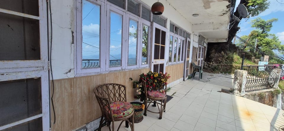 Property building, View (from property/room), Balcony/Terrace