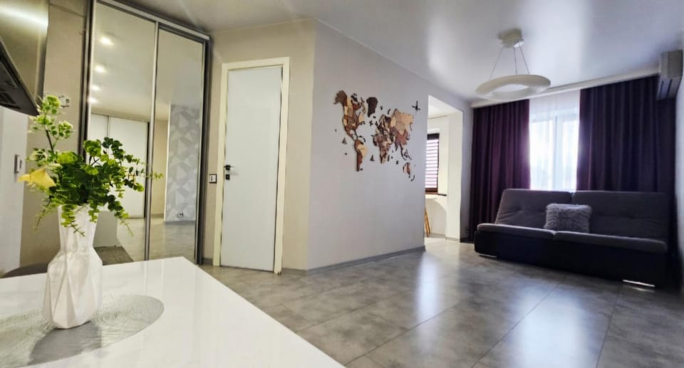 Изящная двухкомнатная студия на пр Слобожанском 107 Apartment in Dnipro