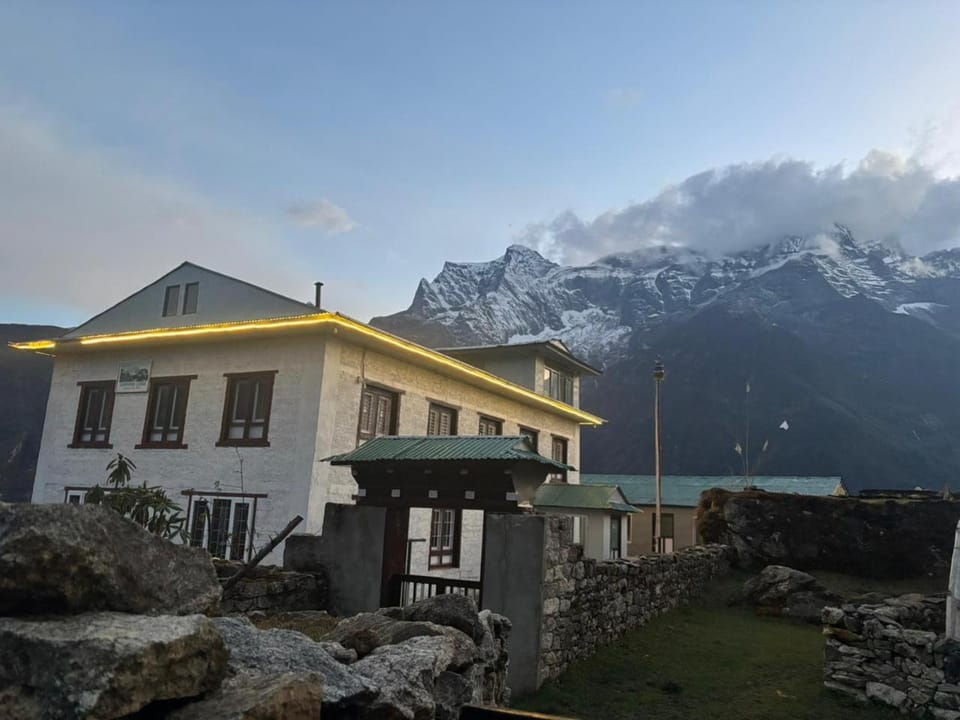 Sunshine lodge Nature lodge in Nepal