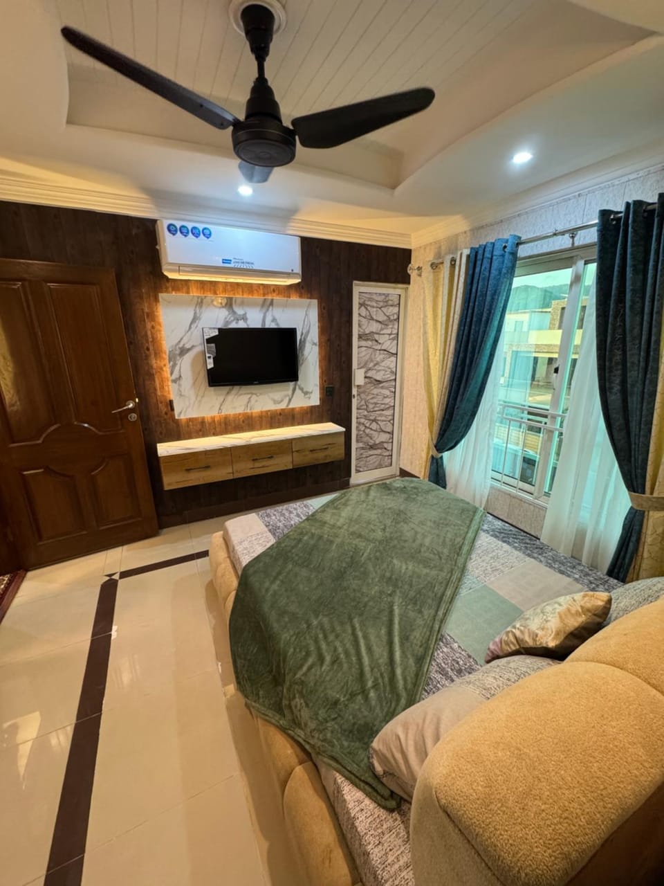 Modern Luxury 2BHK Apartment Apartment in Islamabad Capital Territory