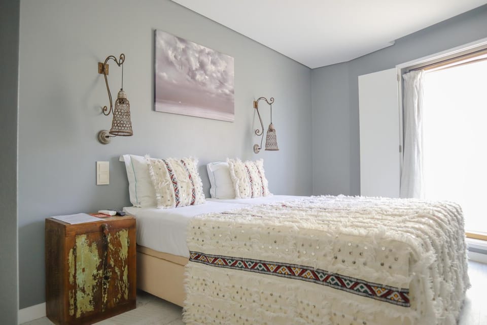Bed, Decorative detail, Bedroom