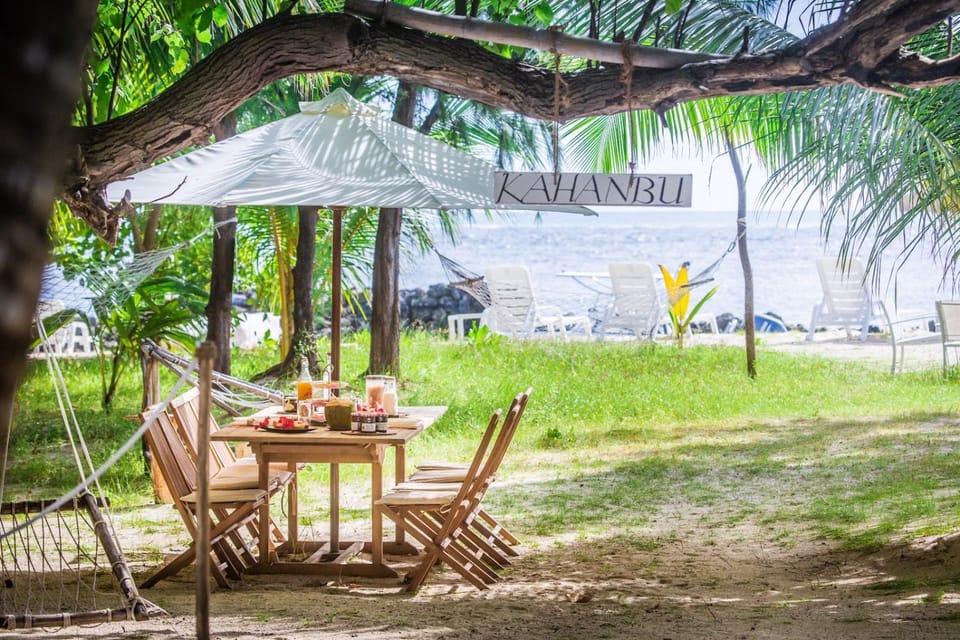 Beach, Breakfast