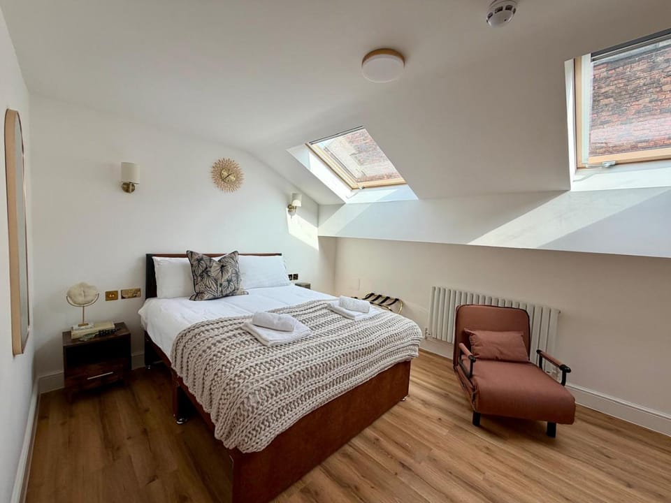 Waterfront Living Boutique Hotel Opposite Hill Dickinson Stadium Hotel in Liverpool