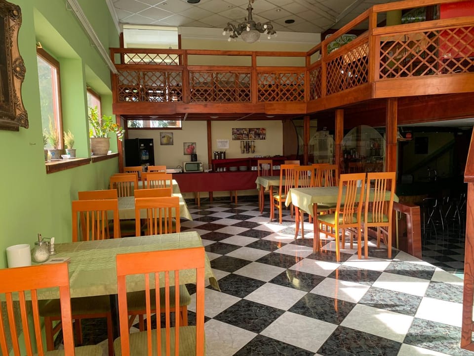 Restaurant/places to eat